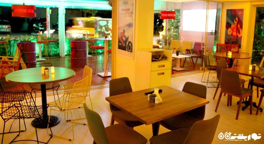 کافه بیسترو هتل سلگه